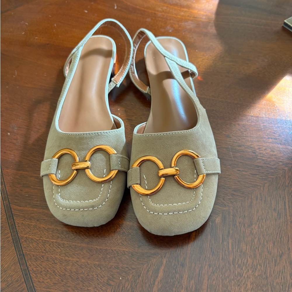 Elegant Tan Slingback Flats with Gold Accent
